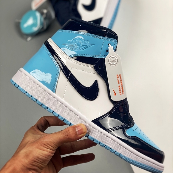 nike air jordan blue retro